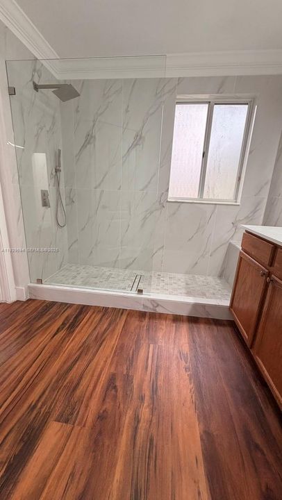 En Renta: $3,250 (4 camas, 3 baños, 1687 Pies cuadrados)