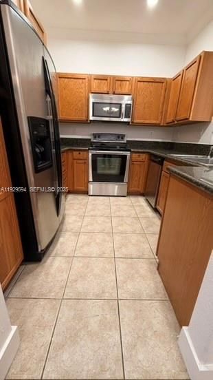 En Renta: $3,250 (4 camas, 3 baños, 1687 Pies cuadrados)