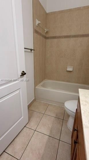 En Renta: $3,250 (4 camas, 3 baños, 1687 Pies cuadrados)