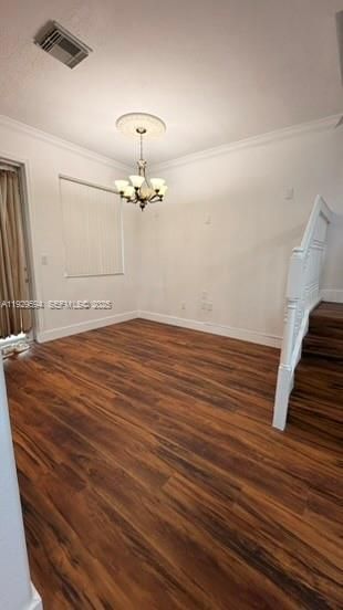 En Renta: $3,250 (4 camas, 3 baños, 1687 Pies cuadrados)