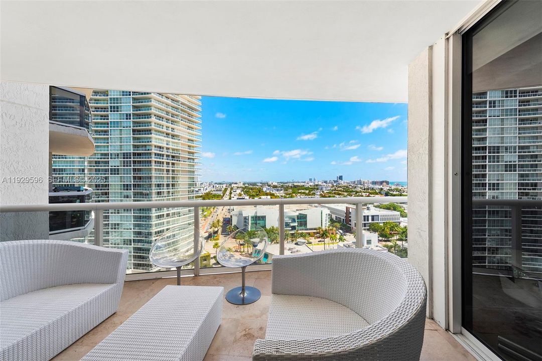 For Rent: $8,500 (2 beds, 2 baths, 1400 Square Feet)