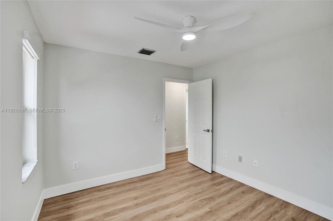 For Sale: $639,000 (3 beds, 2 baths, 1602 Square Feet)