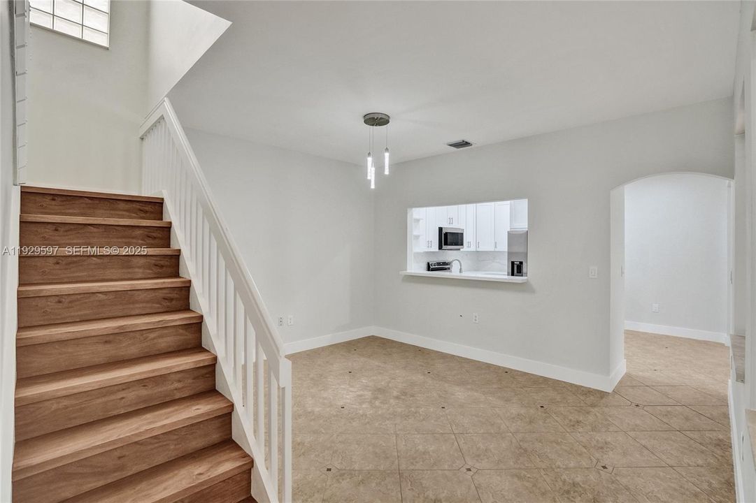 For Sale: $639,000 (3 beds, 2 baths, 1602 Square Feet)