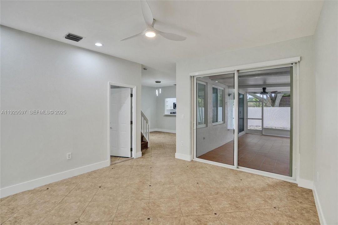 For Sale: $639,000 (3 beds, 2 baths, 1602 Square Feet)