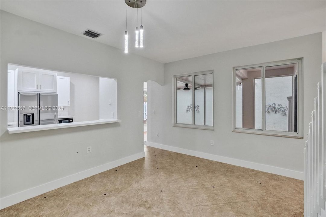 For Sale: $639,000 (3 beds, 2 baths, 1602 Square Feet)