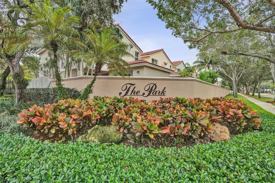 For Sale: $639,000 (3 beds, 2 baths, 1602 Square Feet)