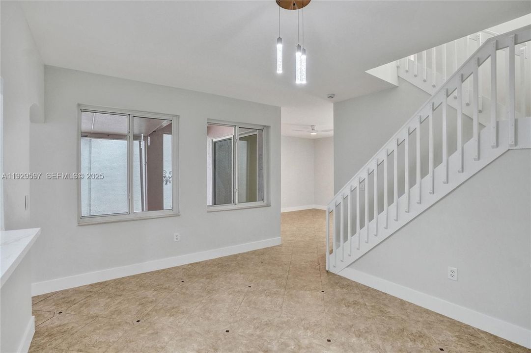 For Sale: $639,000 (3 beds, 2 baths, 1602 Square Feet)