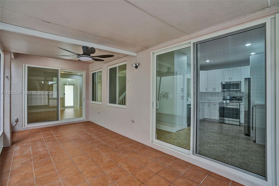 For Sale: $639,000 (3 beds, 2 baths, 1602 Square Feet)