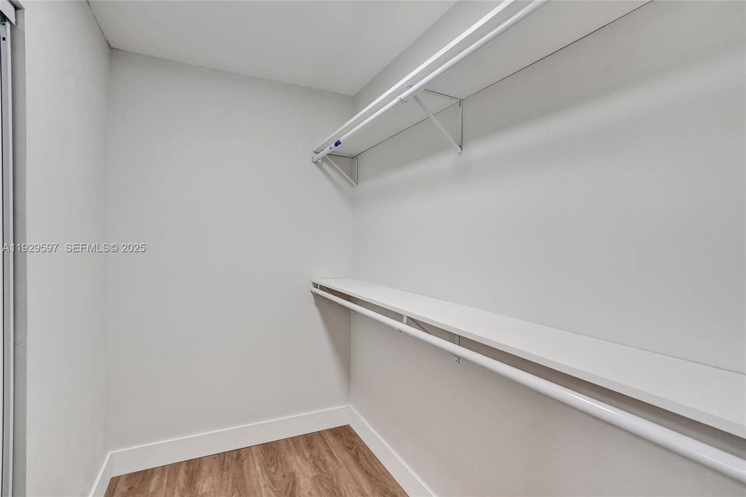 For Sale: $639,000 (3 beds, 2 baths, 1602 Square Feet)