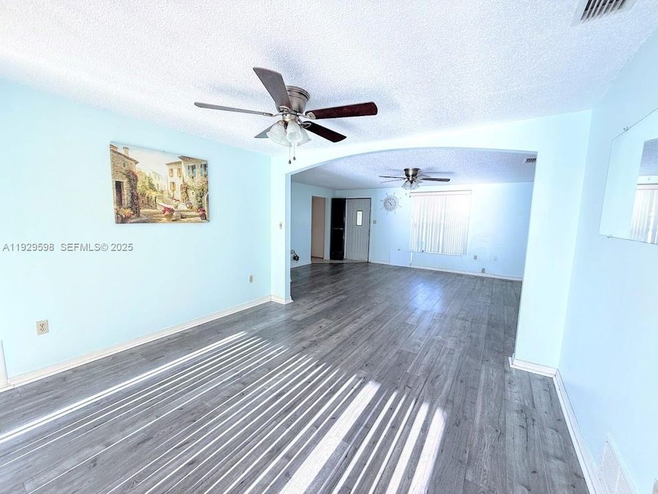 For Sale: $259,000 (3 beds, 3 baths, 0 Square Feet)