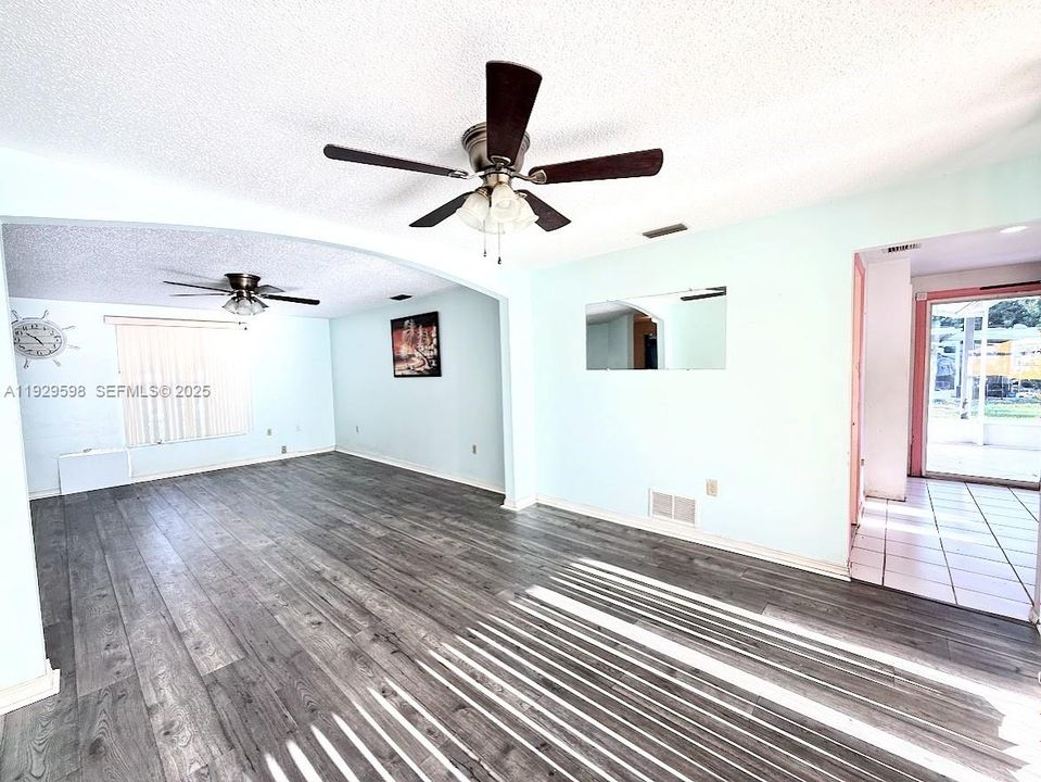 For Sale: $259,000 (3 beds, 3 baths, 0 Square Feet)