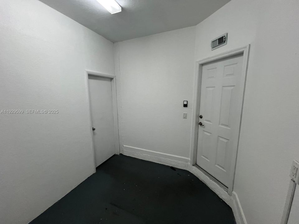 В аренду: $3,699 (3 спален, 2 ванн, 1592 Квадратных фут)