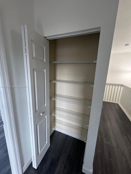 В аренду: $3,699 (3 спален, 2 ванн, 1592 Квадратных фут)