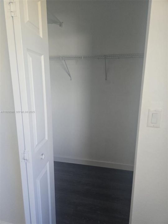 В аренду: $3,699 (3 спален, 2 ванн, 1592 Квадратных фут)