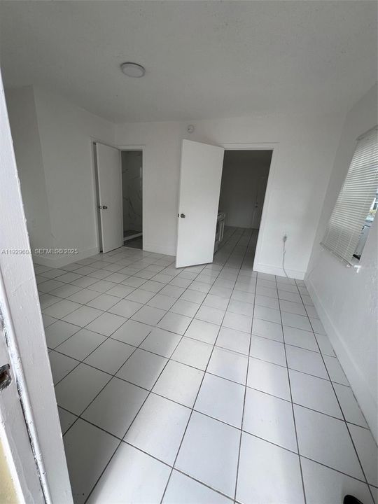 For Rent: $1,700 (1 beds, 1 baths, 0 Square Feet)