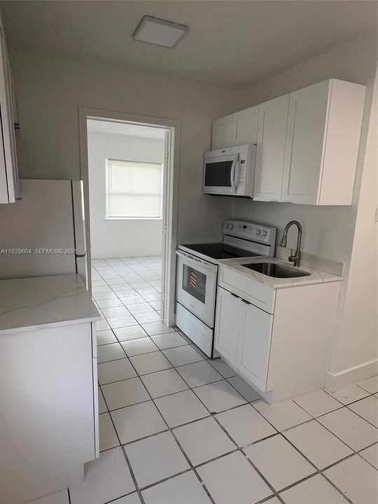 For Rent: $1,700 (1 beds, 1 baths, 0 Square Feet)