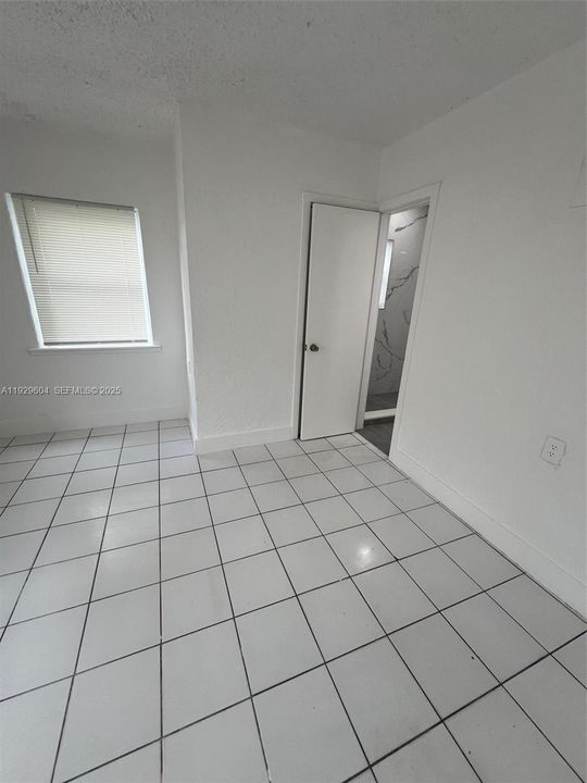 For Rent: $1,700 (1 beds, 1 baths, 0 Square Feet)