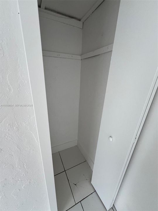 For Rent: $1,700 (1 beds, 1 baths, 0 Square Feet)