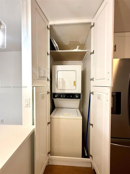 В аренду: $2,400 (3 спален, 1 ванн, 839 Квадратных фут)