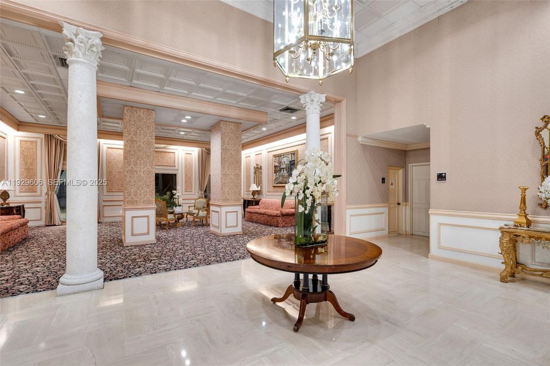 For Sale: $549,000 (2 beds, 2 baths, 1280 Square Feet)