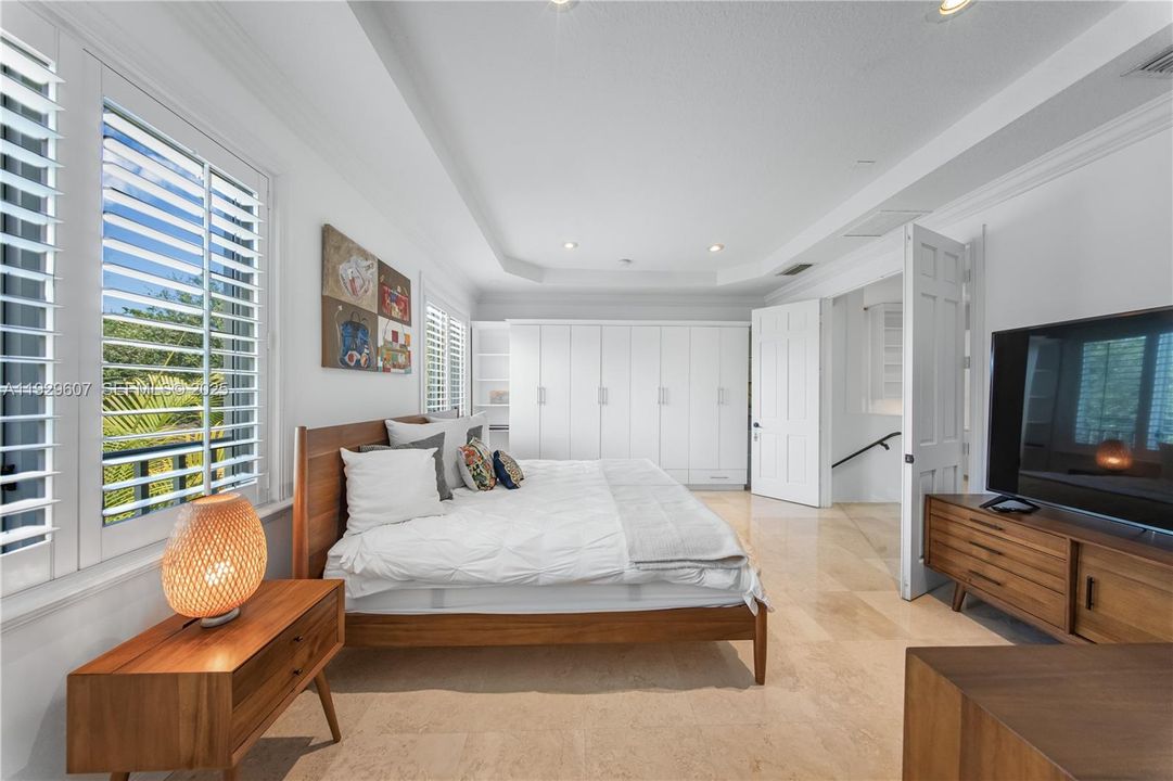 For Rent: $7,000 (4 beds, 3 baths, 2316 Square Feet)