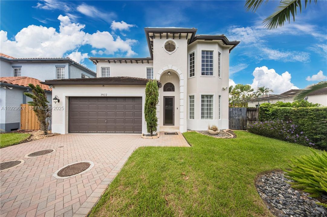 For Rent: $7,000 (4 beds, 3 baths, 2316 Square Feet)