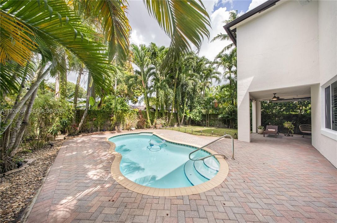 For Rent: $7,000 (4 beds, 3 baths, 2316 Square Feet)