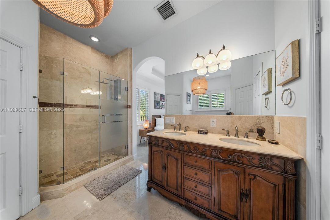 For Rent: $7,000 (4 beds, 3 baths, 2316 Square Feet)