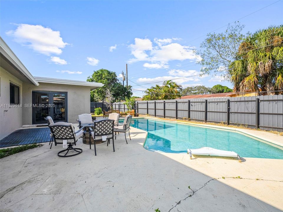 待售: $579,000 (3 贝兹, 2 浴室, 1473 平方英尺)