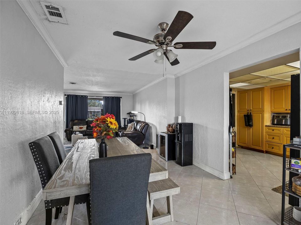 待售: $579,000 (3 贝兹, 2 浴室, 1473 平方英尺)