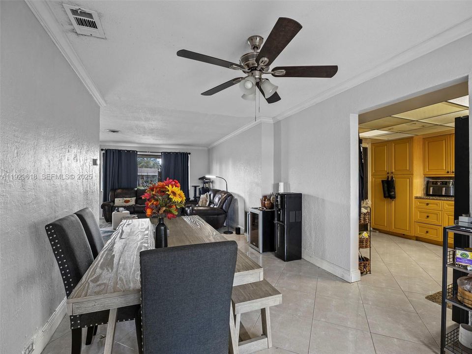 待售: $579,000 (3 贝兹, 2 浴室, 1473 平方英尺)