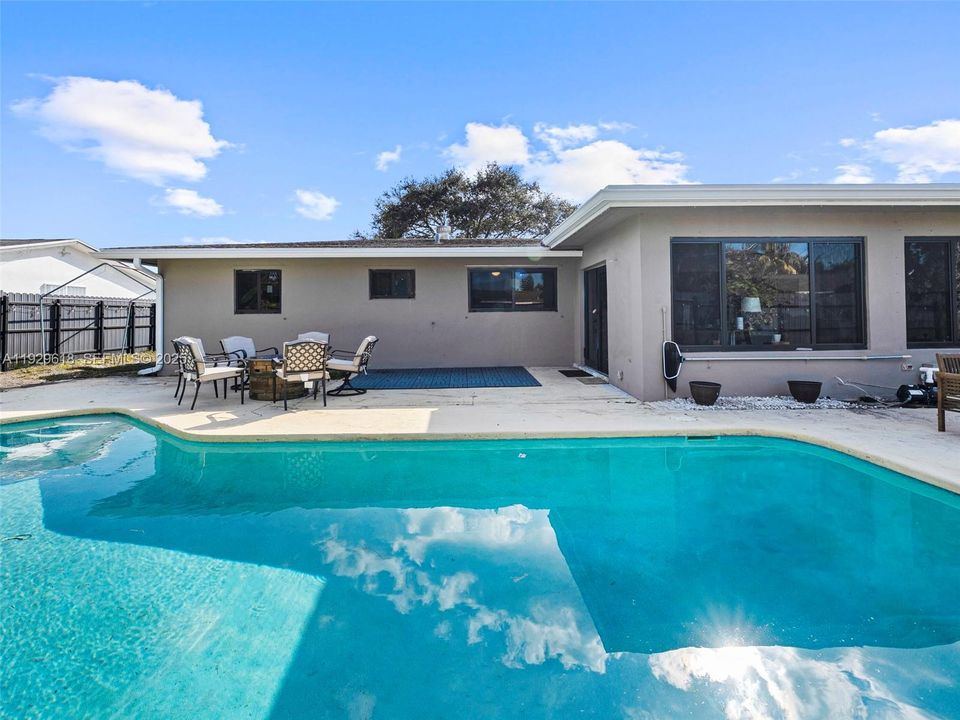 待售: $579,000 (3 贝兹, 2 浴室, 1473 平方英尺)