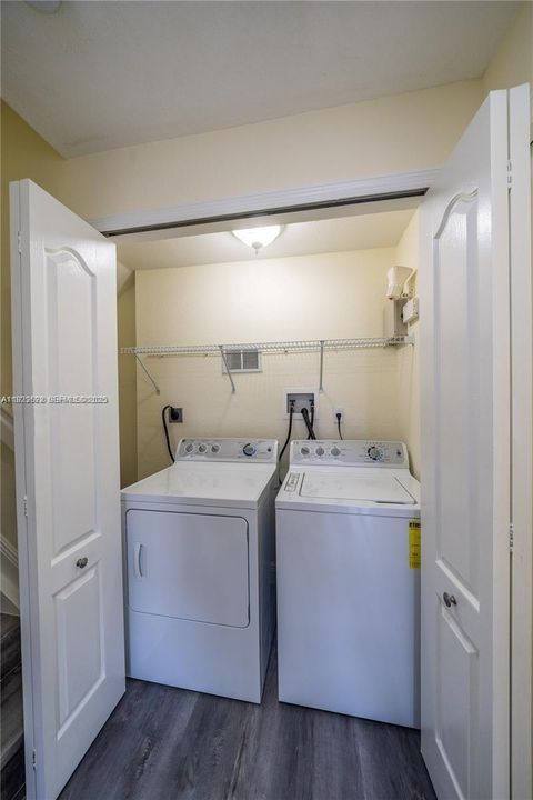 В аренду: $3,000 (3 спален, 2 ванн, 1364 Квадратных фут)