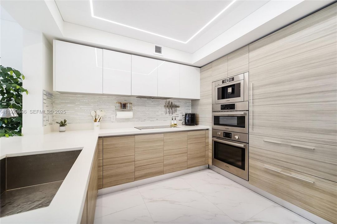 В аренду: $6,100 (2 спален, 3 ванн, 1524 Квадратных фут)