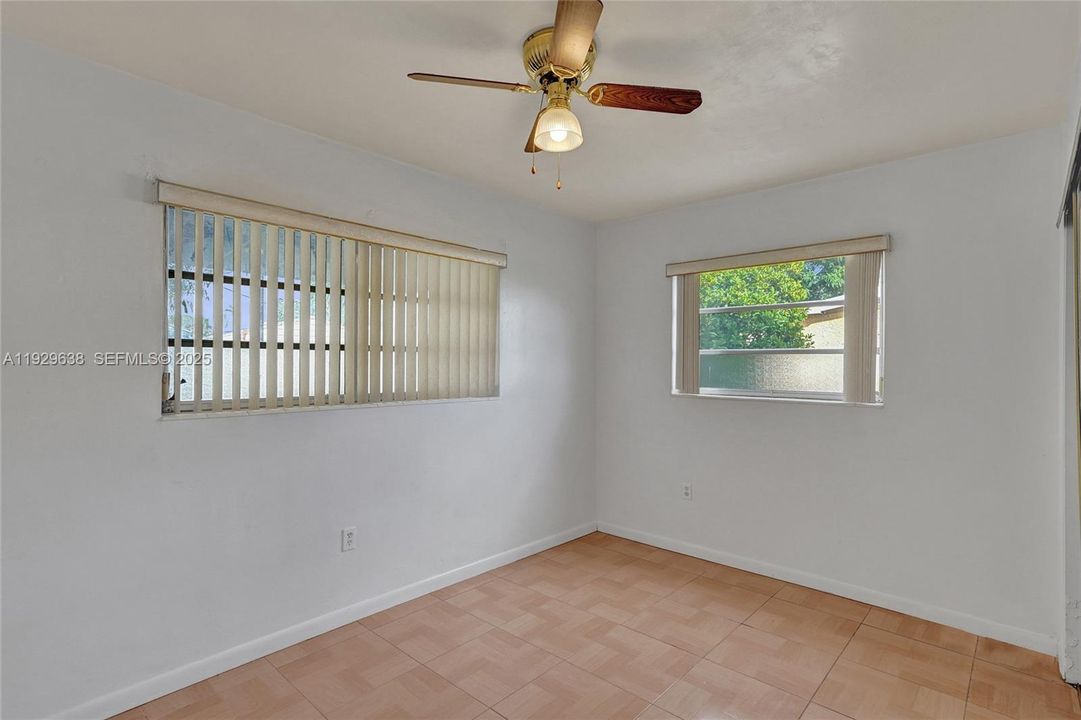 Vendido Recientemente: $525,000 (3 camas, 2 baños, 1671 Pies cuadrados)