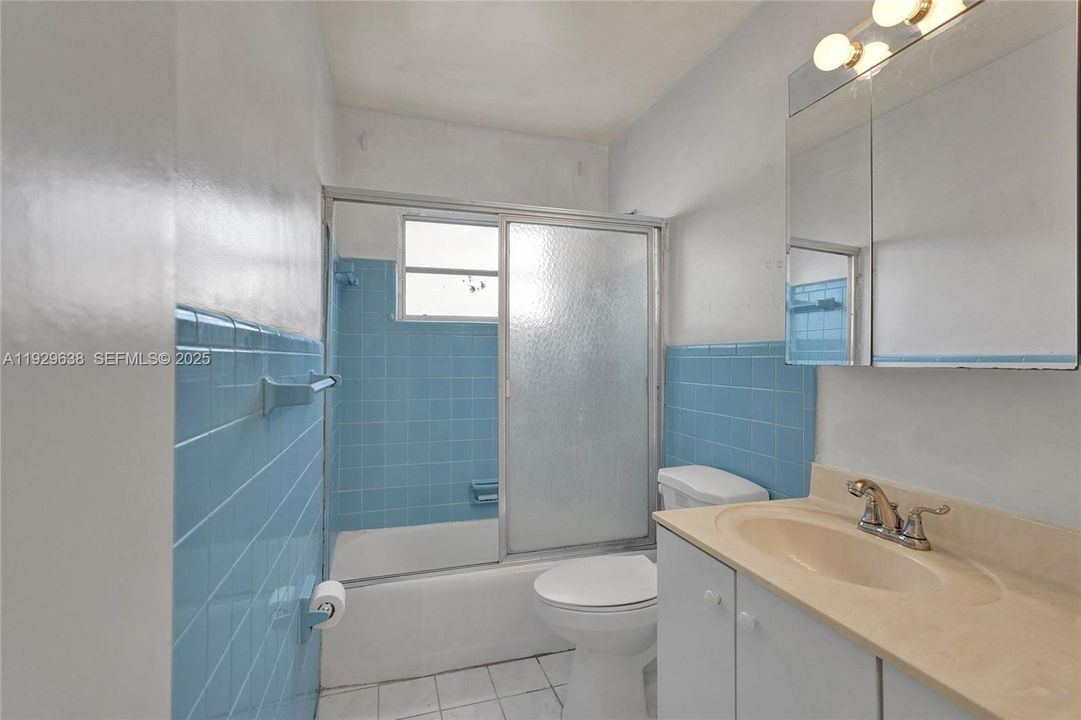 Vendido Recientemente: $525,000 (3 camas, 2 baños, 1671 Pies cuadrados)