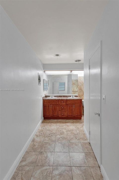 Vendido Recientemente: $525,000 (3 camas, 2 baños, 1671 Pies cuadrados)