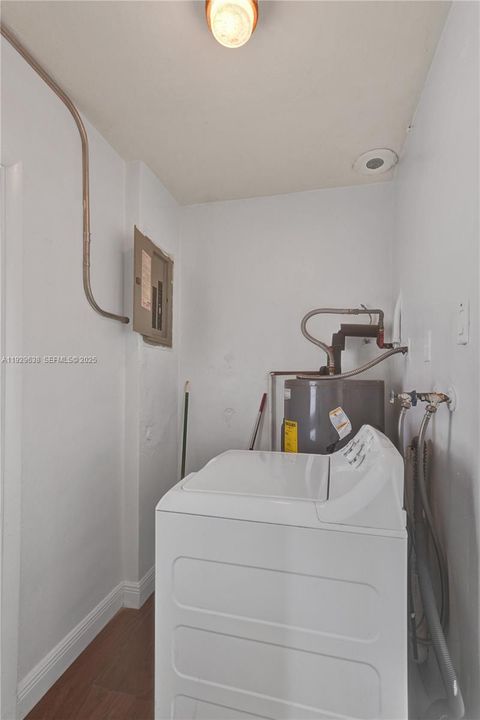 Vendido Recientemente: $525,000 (3 camas, 2 baños, 1671 Pies cuadrados)