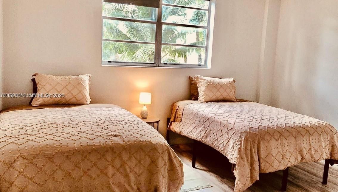 En Venta: $369,800 (1 camas, 1 baños, 905 Pies cuadrados)