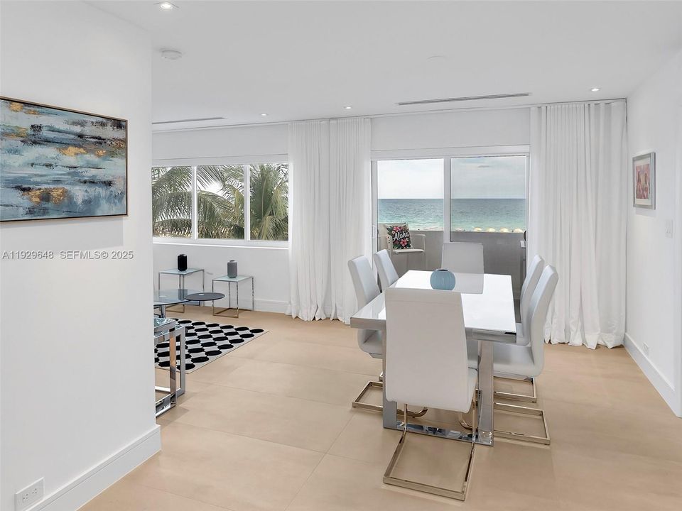 В аренду: $6,500 (3 спален, 2 ванн, 902 Квадратных фут)