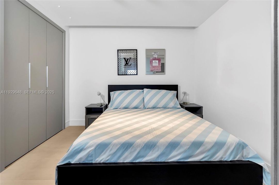 В аренду: $6,500 (3 спален, 2 ванн, 902 Квадратных фут)