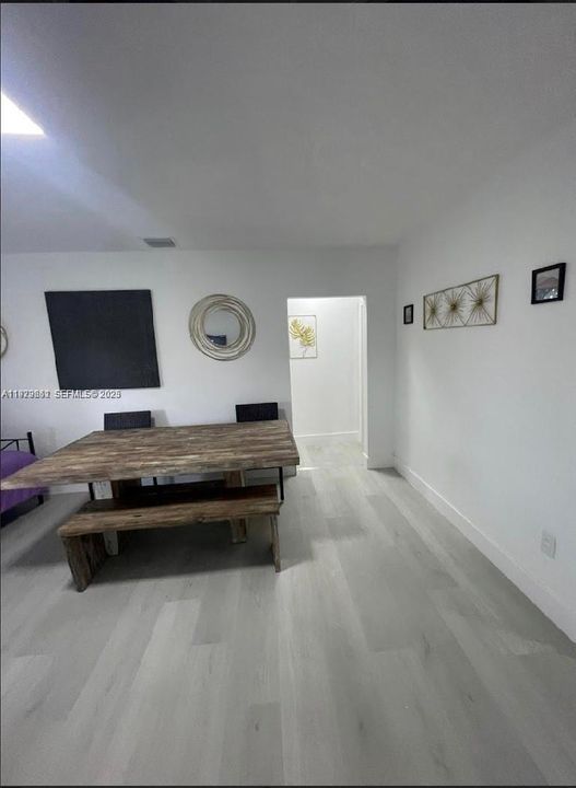 待售: $485,000 (3 贝兹, 2 浴室, 1107 平方英尺)