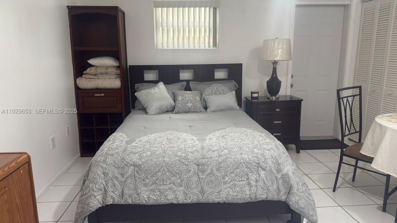 В аренду: $1,500 (1 спален, 1 ванн, 1620 Квадратных фут)