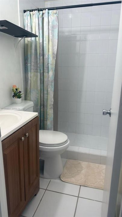 В аренду: $1,500 (1 спален, 1 ванн, 1620 Квадратных фут)