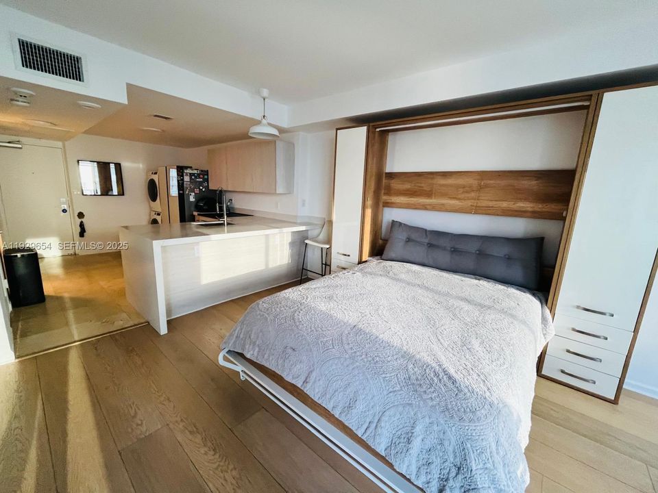 На продажу: $3,300 (0 спален, 1 ванн, 481 Квадратных фут)