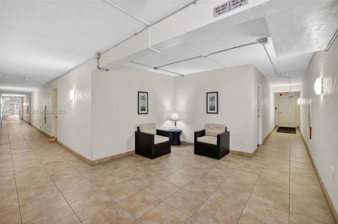 На продажу: $132,917 (1 спален, 1 ванн, 675 Квадратных фут)