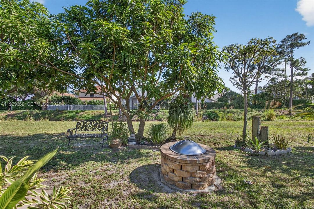 待售: $559,900 (3 贝兹, 2 浴室, 1579 平方英尺)