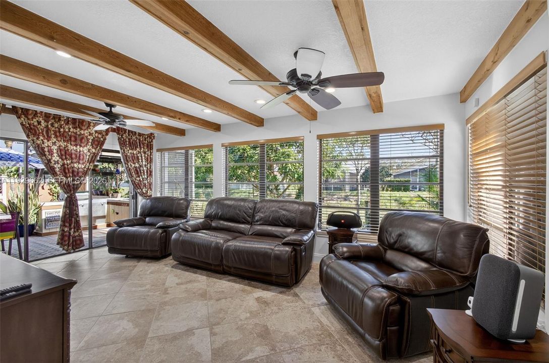 待售: $559,900 (3 贝兹, 2 浴室, 1579 平方英尺)