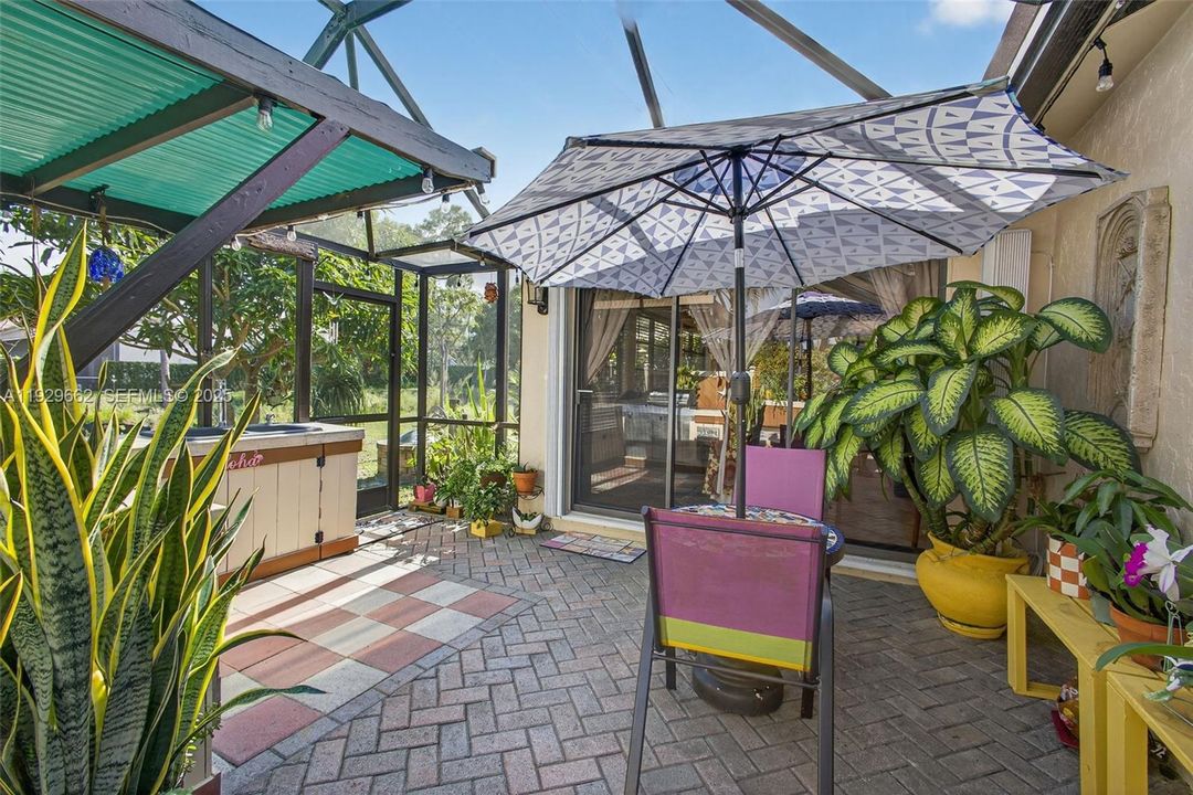 待售: $559,900 (3 贝兹, 2 浴室, 1579 平方英尺)