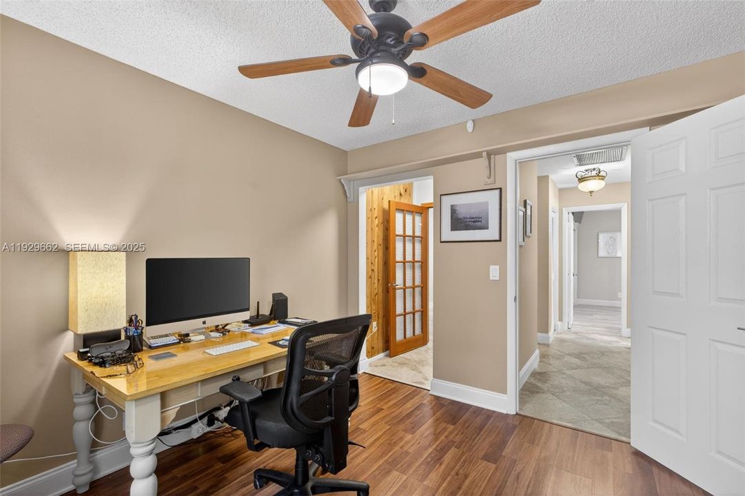 待售: $559,900 (3 贝兹, 2 浴室, 1579 平方英尺)